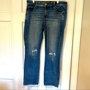 American Eagle Super Stretch Size 16 Regular       Straight Leg
